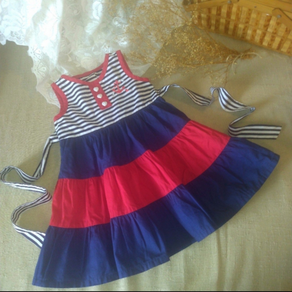 Girls dress